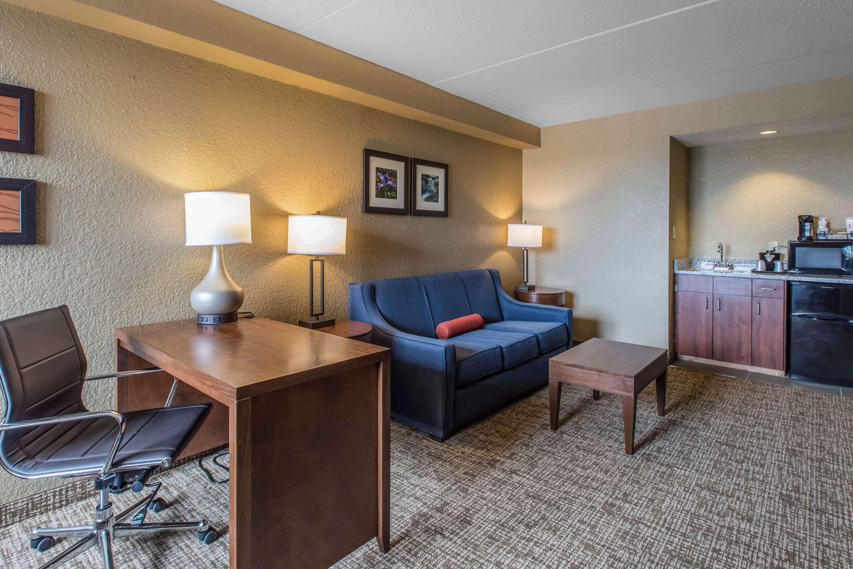 Comfort Inn & Suites Knoxville West Exterior foto